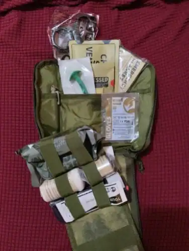 Trousse de secours IFAK (assistance lourde) photo review